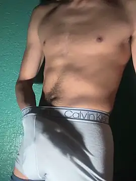 Snapshot of Delicious_Papi chatting on March 31, 6:58 am Delicious Papi online show from March 31, 6:58 am