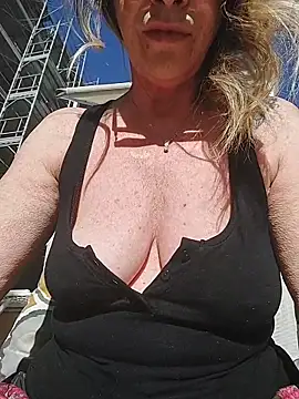 susylux online show from May 1, 3:38 pm