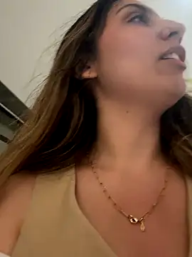 sarah honey   online show from November 3, 1:56 pm