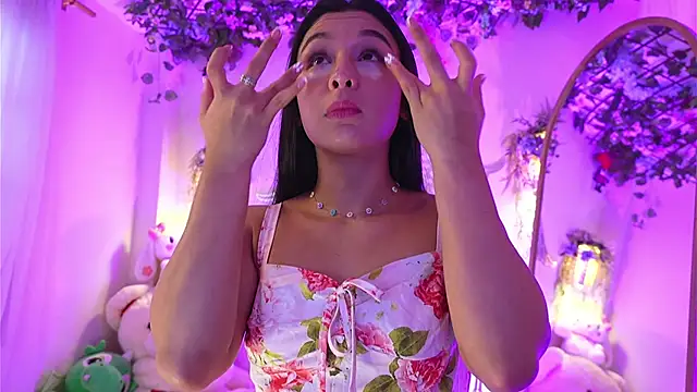 ISA NIXON online show from January 14, 9:42 pm