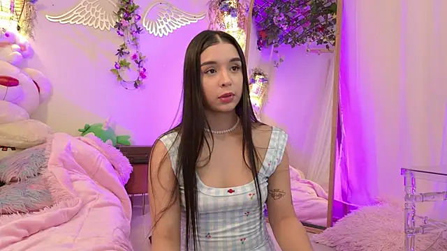 ISA NIXON online show from March 4, 10:38 pm