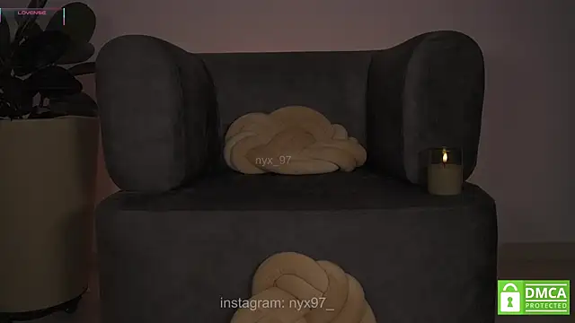 Snapshot of nyx_97 chatting on November 13, 3:05 am nyx 97 online show from November 13, 3:05 am