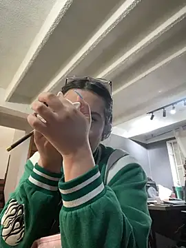 Kloe Novoa online show from November 18, 2:21 pm