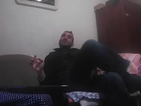 alin42xx online show from December 3, 6:32 am