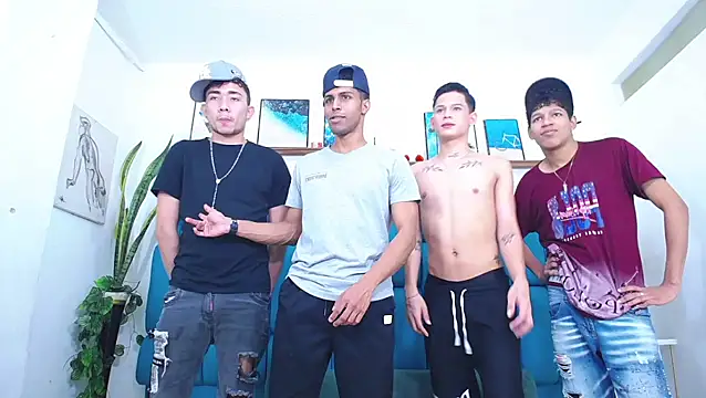 Hot Boys Latinos X online show from March 10, 7:41 pm