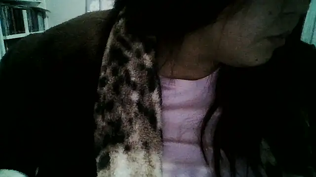 Snapshot of crazzyanne chatting on May 28, 3:37 am crazzyanne online show from May 28, 3:37 am
