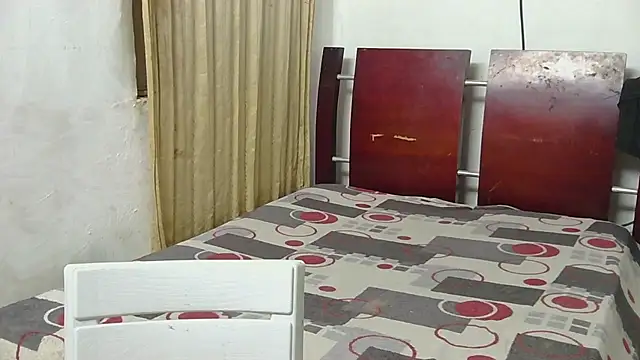 Snapshot of fer_luna chatting on December 15, 8:07 am fer luna online show from December 15, 8:07 am