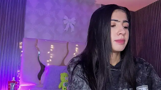 MAIILY TAY online show from January 14, 11:49 am