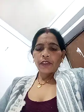 Snapshot of Indiangueen chatting on November 12, 4:18 pm Indiangueen online show from November 12, 4:18 pm