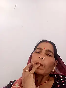 Snapshot of Indiangueen chatting on November 13, 9:08 am Indiangueen online show from November 13, 9:08 am