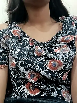 Sexyy Shanayaa online show from October 26, 10:21 am