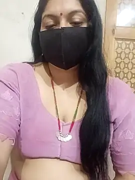 Snapshot of Best_couple2001 chatting on December 4, 4:55 am Best couple2001 online show from December 4, 4:55 am