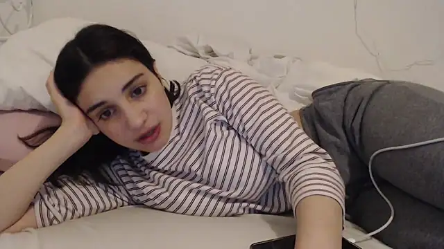 bellefleurrr online show from April 30, 7:42 pm
