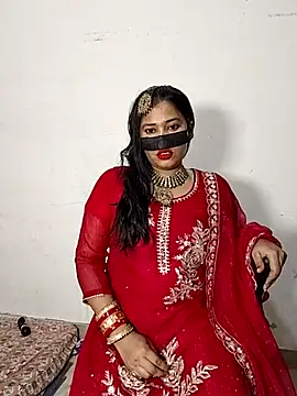 Snapshot of Heena-143 chatting on May 27, 7:55 pm Heena-143 online show from May 27, 7:55 pm