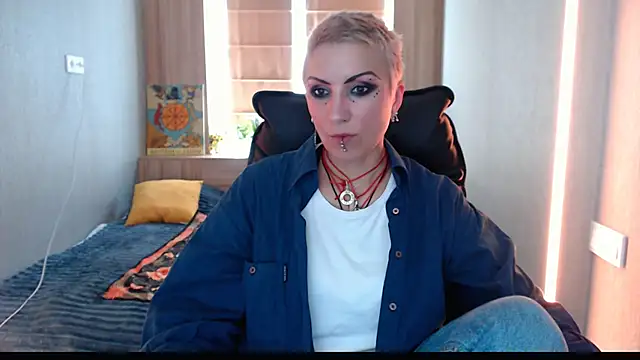 Sweet-n-Strong online show from June 7, 11:03 am