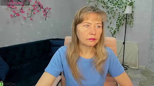 Snapshot of Carla_Vogue chatting on November 29, 2:58 am Carla Vogue online show from November 29, 2:58 am