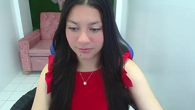 Snapshot of velvetvixen_t chatting on December 5, 1:09 pm velvetvixen t online show from December 5, 1:09 pm