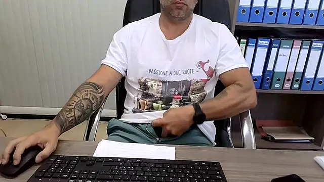 Evasionee online show from July 28, 2:13 pm