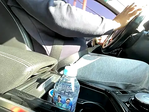 Snapshot of winxp000000 chatting on November 19, 2:22 am winxp000000 online show from November 19, 2:22 am