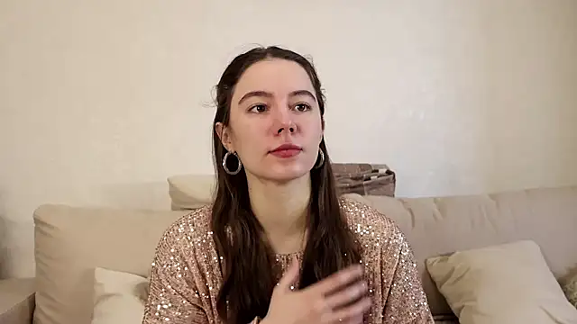 Snapshot of Petalwren chatting on January 18, 11:36 am Petalwren online show from January 18, 11:36 am