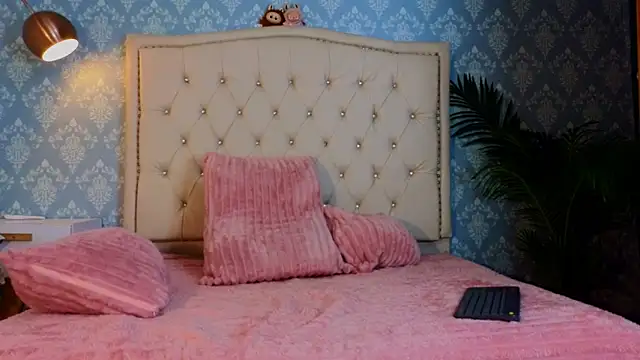 Indi rave online show from January 16, 1:04 pm