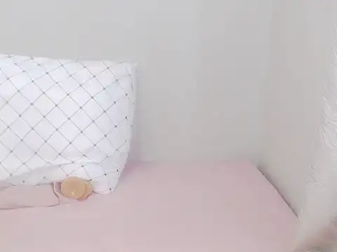 Snapshot of EbonyTinyX chatting on November 3, 1:34 pm EbonyTinyX online show from November 3, 1:34 pm