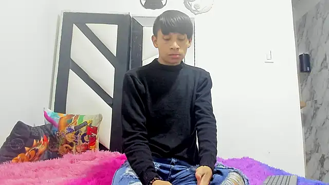 Snapshot of ALEXANDRO_BOVER chatting on November 7, 7:14 pm ALEXANDRO BOVER online show from November 7, 7:14 pm