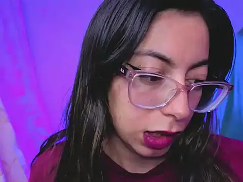 zylla storn online show from February 1, 8:24 am