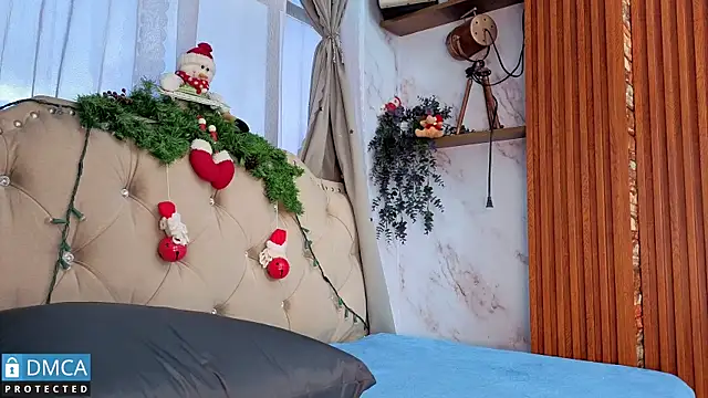 eva delight  online show from January 8, 11:23 am