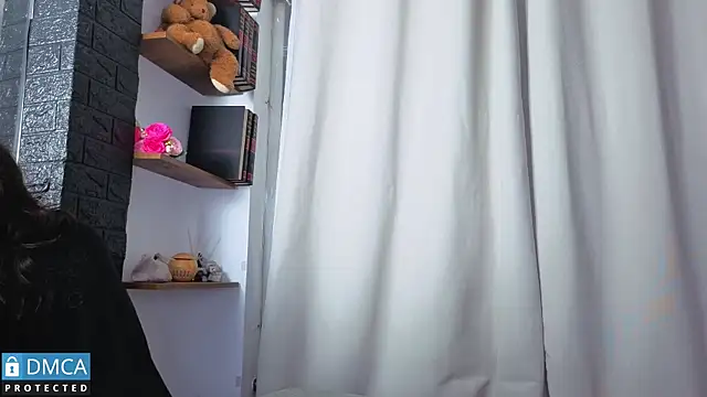 eva delight  online show from February 19, 11:06 am