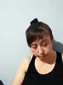 Snapshot of MaryKiki5619 chatting on November 6, 6:31 pm MaryKiki5619 online show from November 6, 6:31 pm