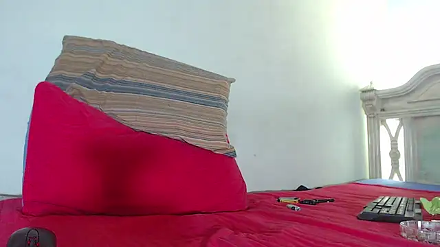 Clouer glow16 online show from July 18, 1:54 am
