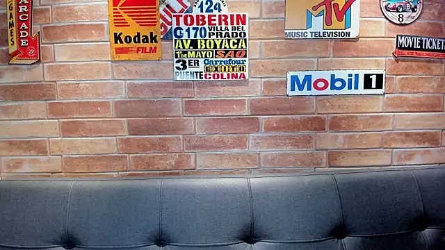 foxy sharlotte online show from December 17, 6:03 pm