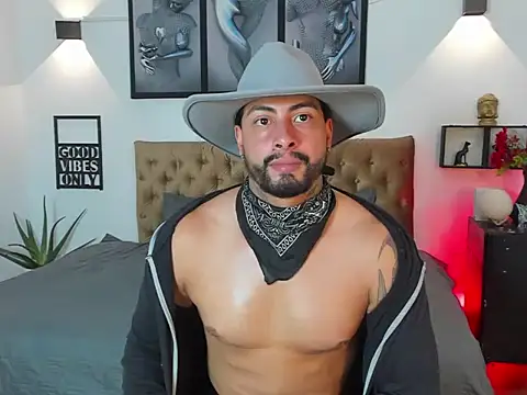 Snapshot of christopher_palmerjs chatting on November 18, 10:03 pm christopher palmerjs online show from November 18, 10:03 pm