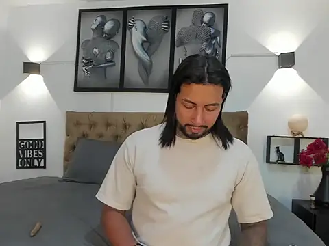 christopher palmerjs online show from June 19, 2:05 am