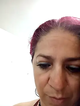 Snapshot of LAPOTRA_04 chatting on October 28, 4:16 am LAPOTRA 04 online show from October 28, 4:16 am