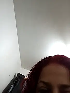 Snapshot of LAPOTRA_04 chatting on November 1, 5:04 pm LAPOTRA 04 online show from November 1, 5:04 pm