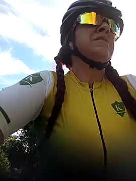 Snapshot of LAPOTRA_04 chatting on November 22, 9:14 pm LAPOTRA 04 online show from November 22, 9:14 pm