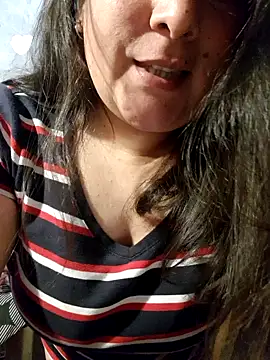 Snapshot of Clara_Arg chatting on October 31, 12:17 pm Clara Arg online show from October 31, 12:17 pm