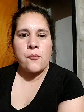 Snapshot of Clara_Arg chatting on November 15, 2:20 am Clara Arg online show from November 15, 2:20 am