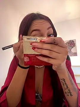 Snapshot of StephanyRouss chatting on December 4, 11:13 pm StephanyRouss online show from December 4, 11:13 pm