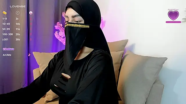 shaima   online show from December 2, 9:21 pm