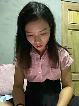 Snapshot of Yunzang chatting on November 12, 12:33 am Yunzang online show from November 12, 12:33 am