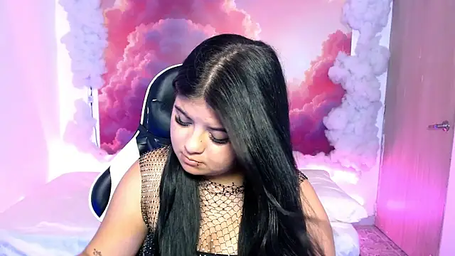 Sccarlett Gracee online show from November 27, 3:30 am