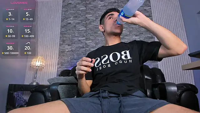 zack joness18 online show from November 27, 4:47 am