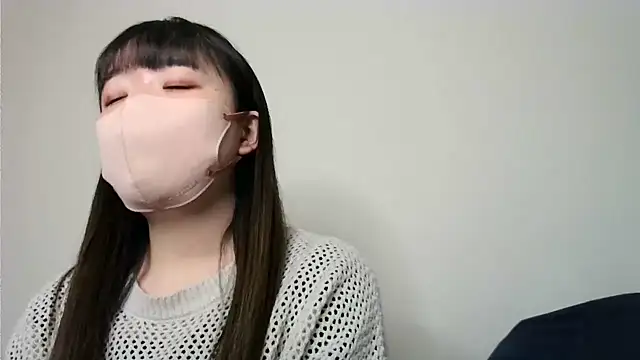 Snapshot of yua_chan00 chatting on November 15, 1:29 pm yua chan00 online show from November 15, 1:29 pm