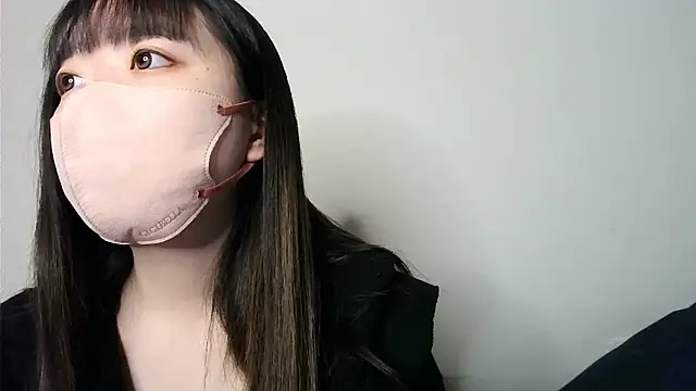 yua chan00 online show from January 13, 6:18 am