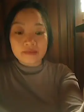 Snapshot of Phoena-a chatting on October 27, 5:11 am Phoena-a online show from October 27, 5:11 am