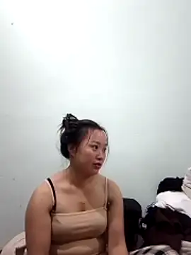 Snapshot of Phoena-a chatting on December 5, 7:39 am Phoena-a online show from December 5, 7:39 am