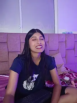 YeseniaRodriguez3 online show from June 8, 12:49 pm